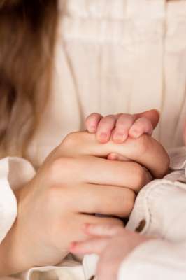 美国三代试管：高龄女性的生育新